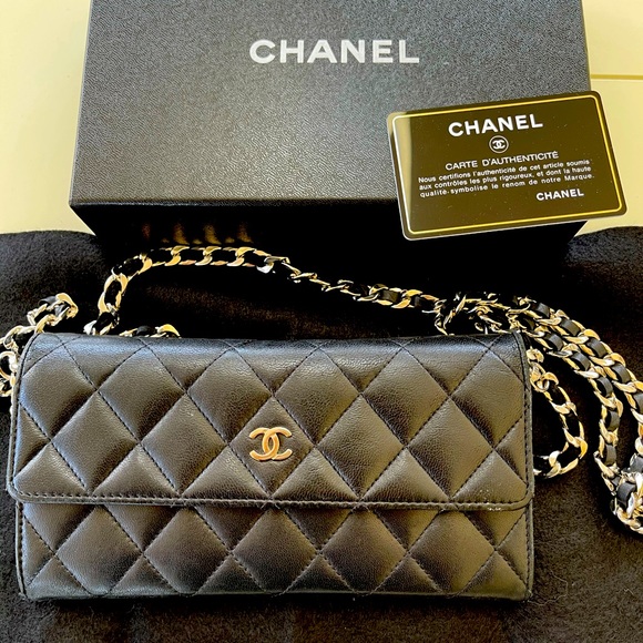 Authentic Chanel leather Wallet with chain. - Picture 1 of 14